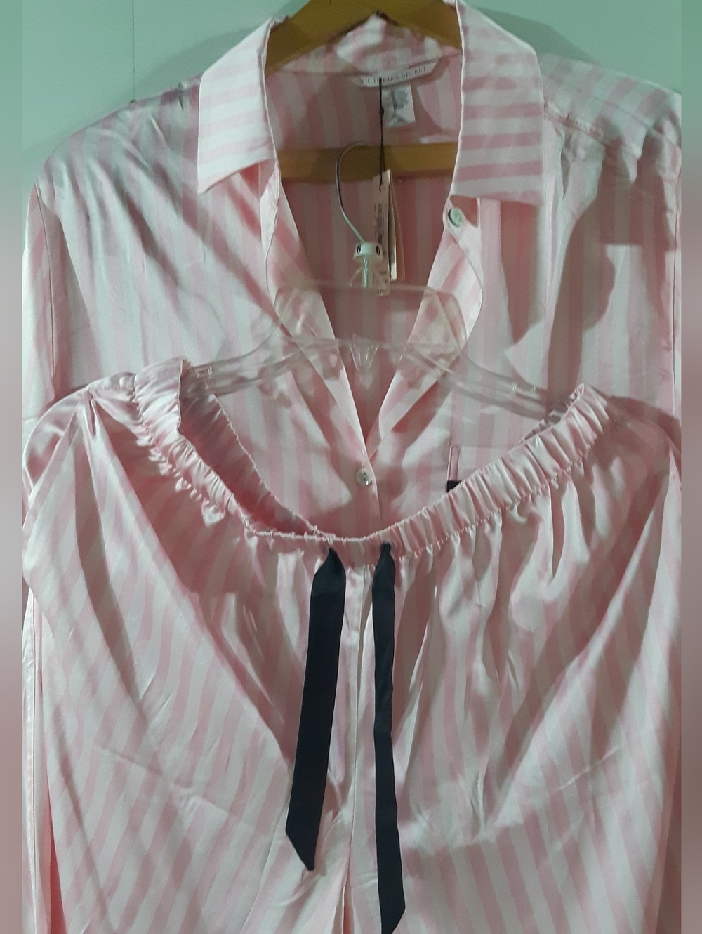 Women's Brand New With Tag Victoria Secret 2 Piece Pink and Black Stripped PJ - Picture 2 of 6